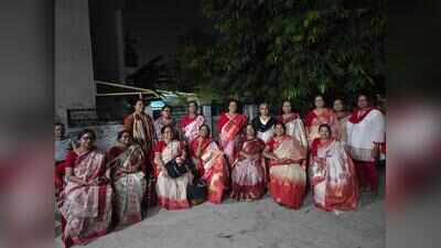 Mahalaya heralds Durga Puja as Bengalis gather for Chandipath