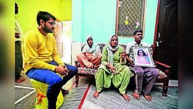 Jyoti gone, family battles unkept promises, despair
