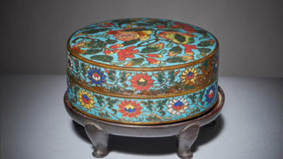 In 1946, a collector bought a Ming-era cloisonné pomegranate box for £19; 77 years later, it was found in an attic, auctioneers expected £6,000 to £10,000 before bidding pushed it to £288,000