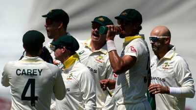 Australia tighten grip on Durban Test after restricting South Africa to 284, take 139-run lead after day 3