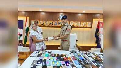 Kaushambi cops recover, return 110 mobiles
