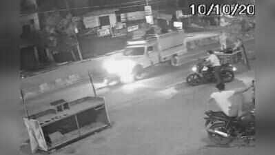 Scooter rider dragged over 200m by pickup in Ghatampur