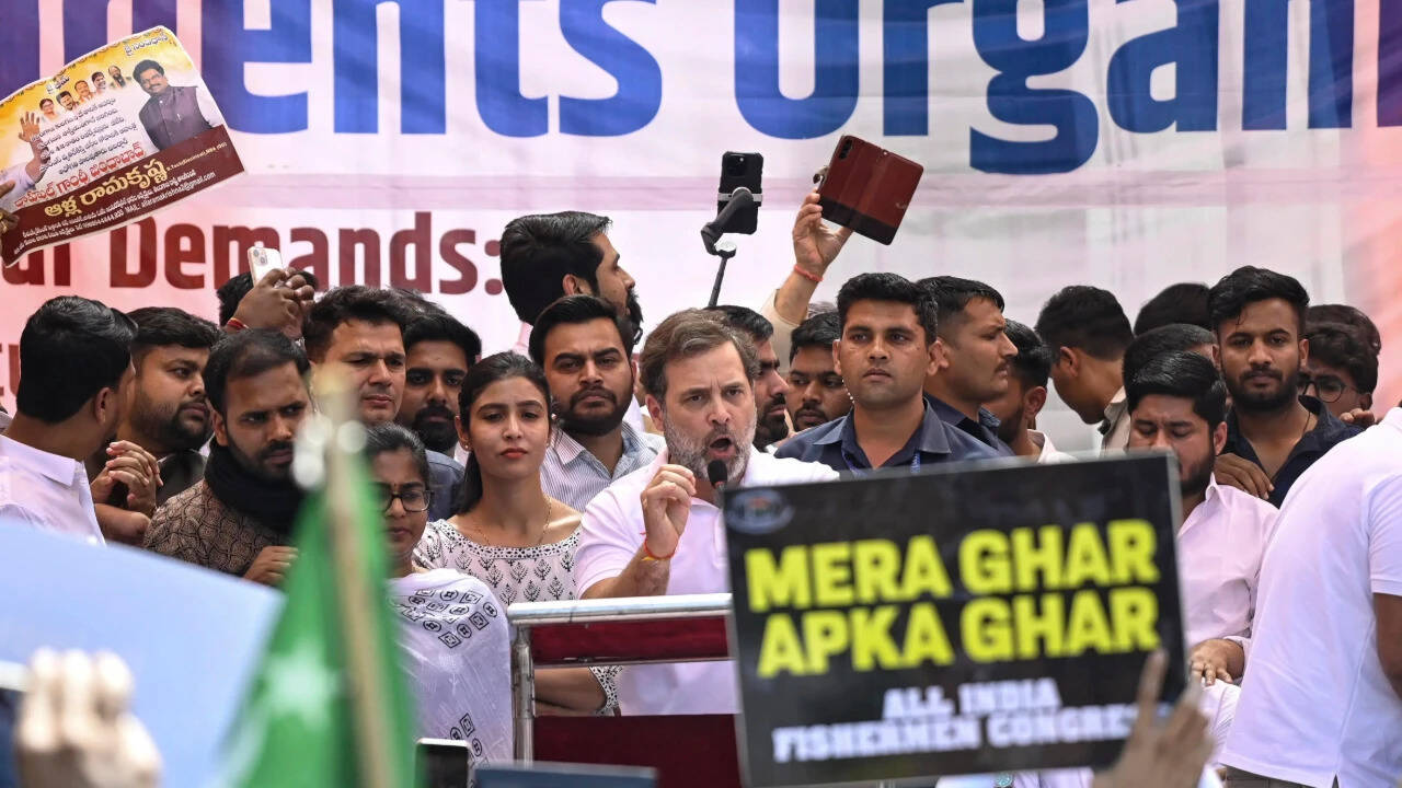 Opposition Parties to March to Supreme Court Demanding CEC's Resignation Over Electoral Roll Row
