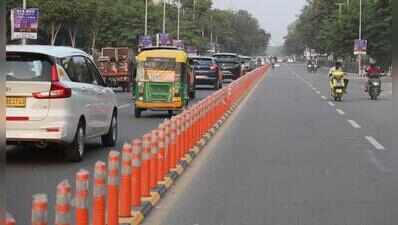 Signals, markings not ready, Vyapar Kendra road in Gurgaon chokes as motorists shift to two-way traffic