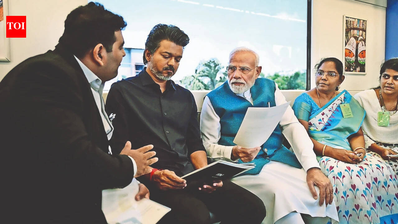 24 hours after hosting Rahul Gandhi, TN CM Vijay takes metro ride with PM Modi