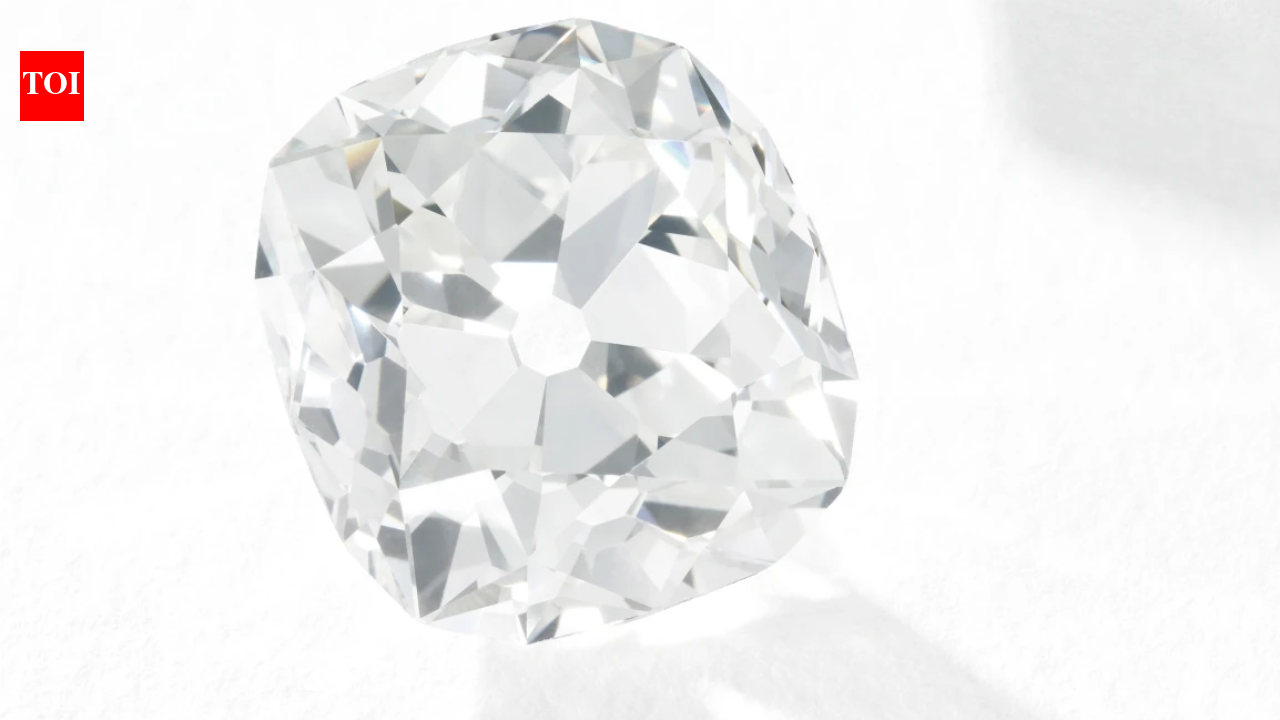 Woman’s £10 flea-market ring was sold for £656,750 after diamond discovery