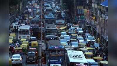 Office-goers+schoolkids+puja shoppers+ revellers = Post-afternoon traffic gridlock