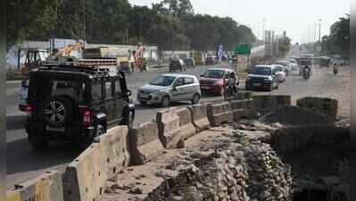 17 months on, stalled drain project turns Old Delhi-Gurgaon Road into dust bowl