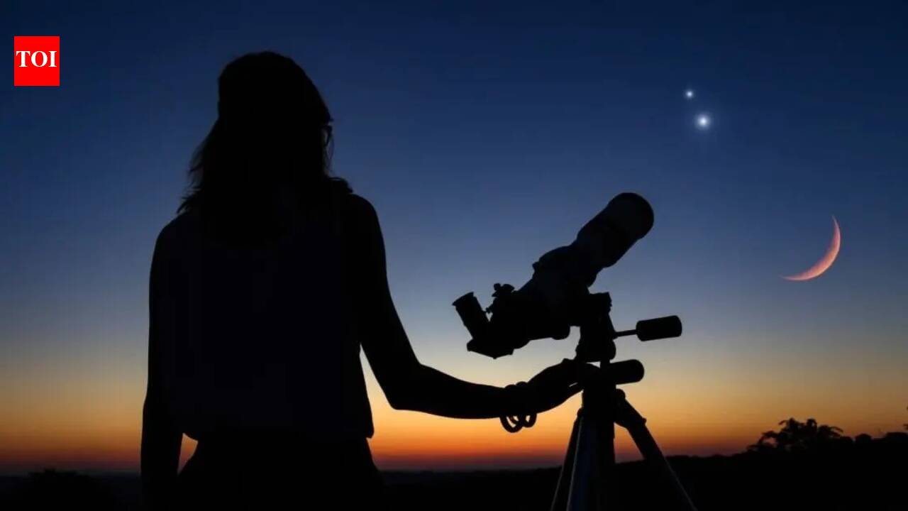 ​October 2026 skywatching guide: Orionid meteor shower, Hunter's Moon, and more celestial events to watch​