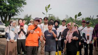 A 14-year-old Indonesian conservationist planted thousands of mangroves and helped local women develop sustainable products, linking coastal restoration with livelihoods for fishing communities