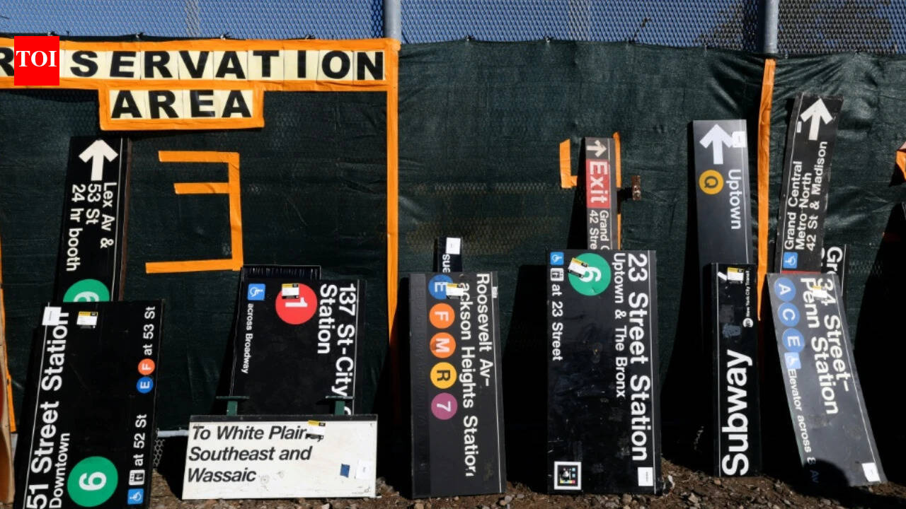 New Yorkers queued for hours to buy discarded subway hardware at an MTA ...