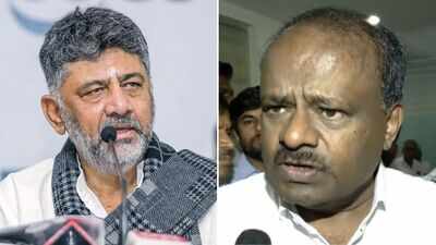 'Congress will push him out as CM': Kumaraswamy after DKS being 'pushed' at Delhi march