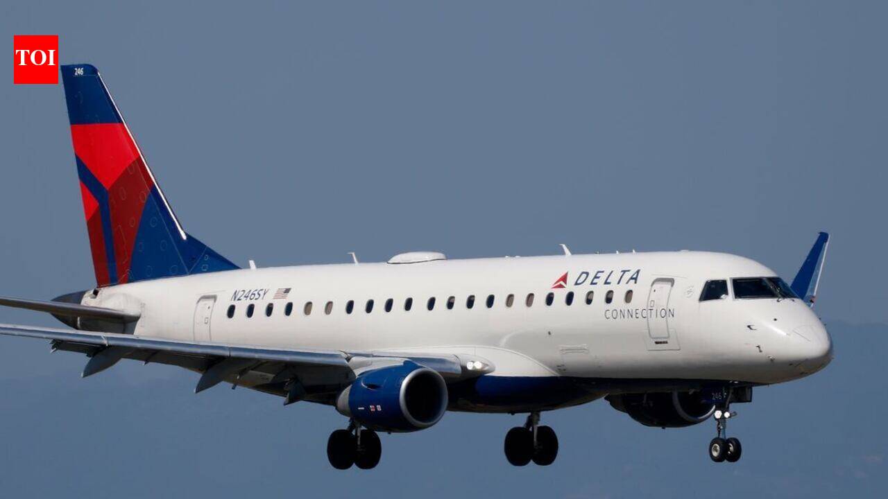 Israel-bound Delta flight from New York evacuated after bomb threat