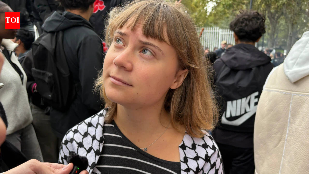 Greta Thunberg joins Paris demonstration as French students continue protests over school conditions