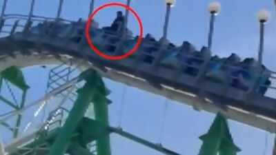 'His blood splattered over everybody': US man dies after falling from roller coaster ride