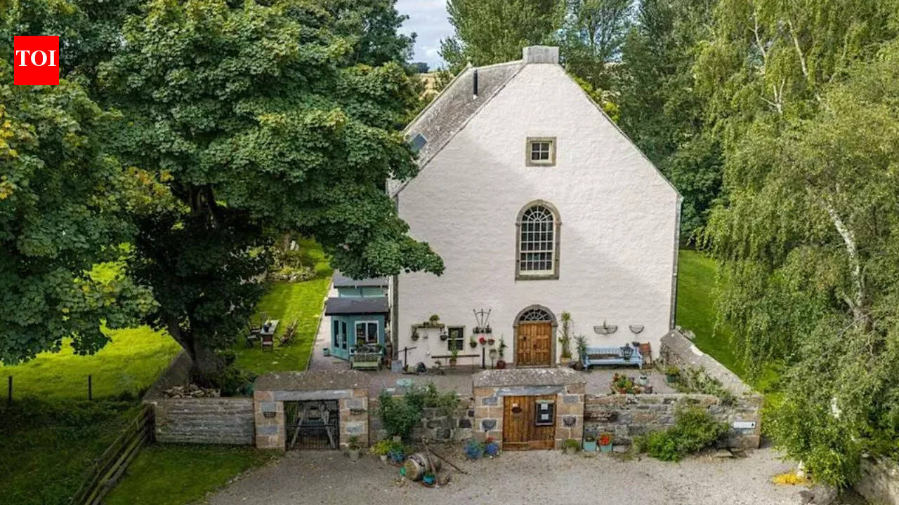 Scottish church turned into five-bedroom home and bistro