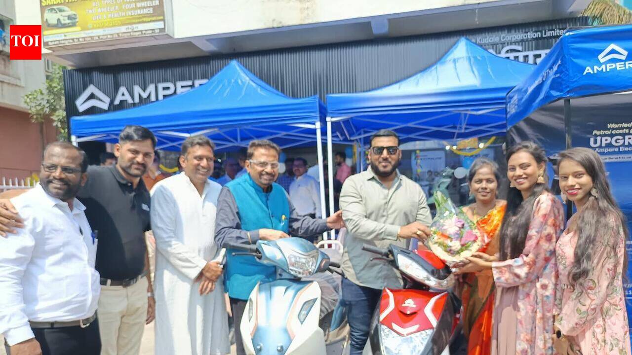 Foundation donates e-scooter to women’s NGO in Pune