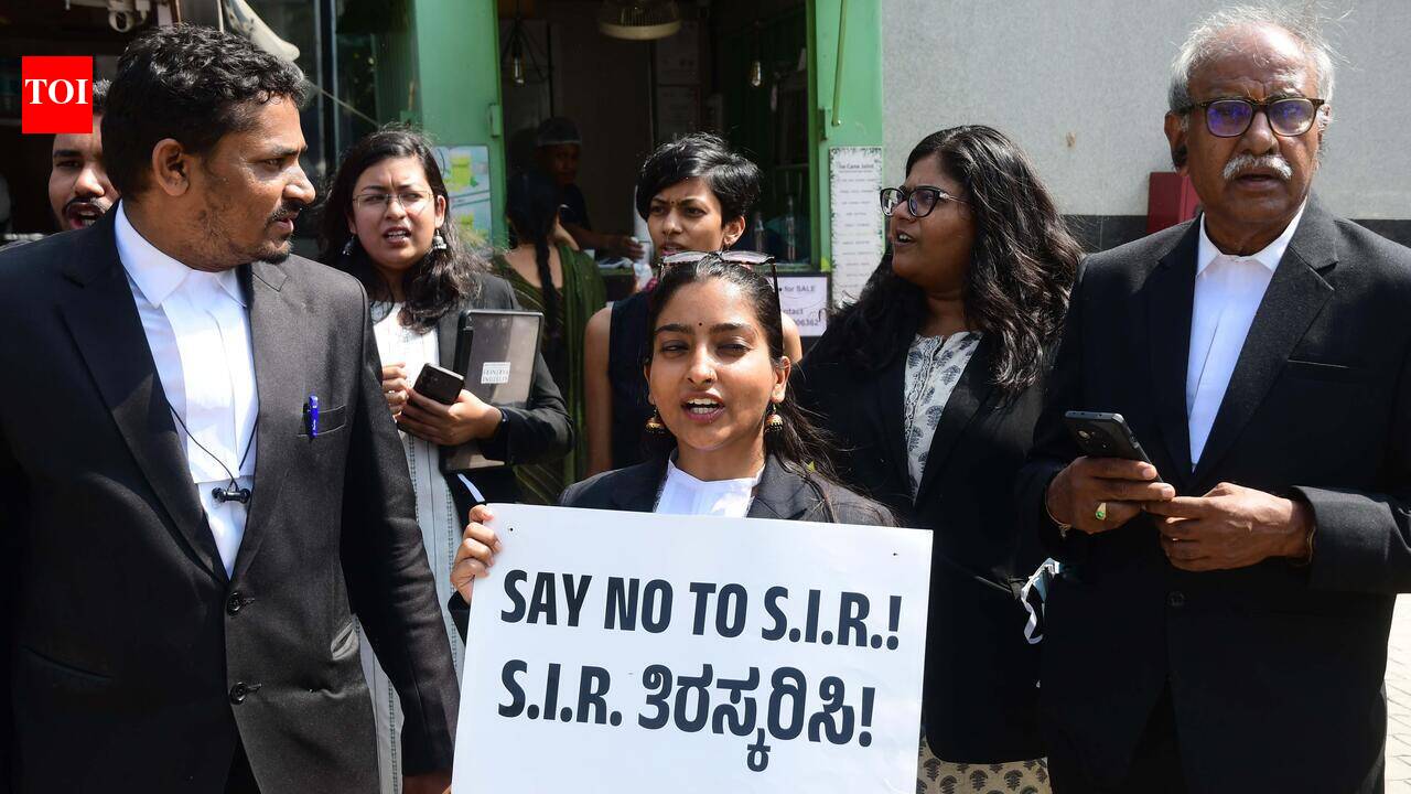 ‘Dissent not a crime’: Bengaluru lawyers demand probe by Centre