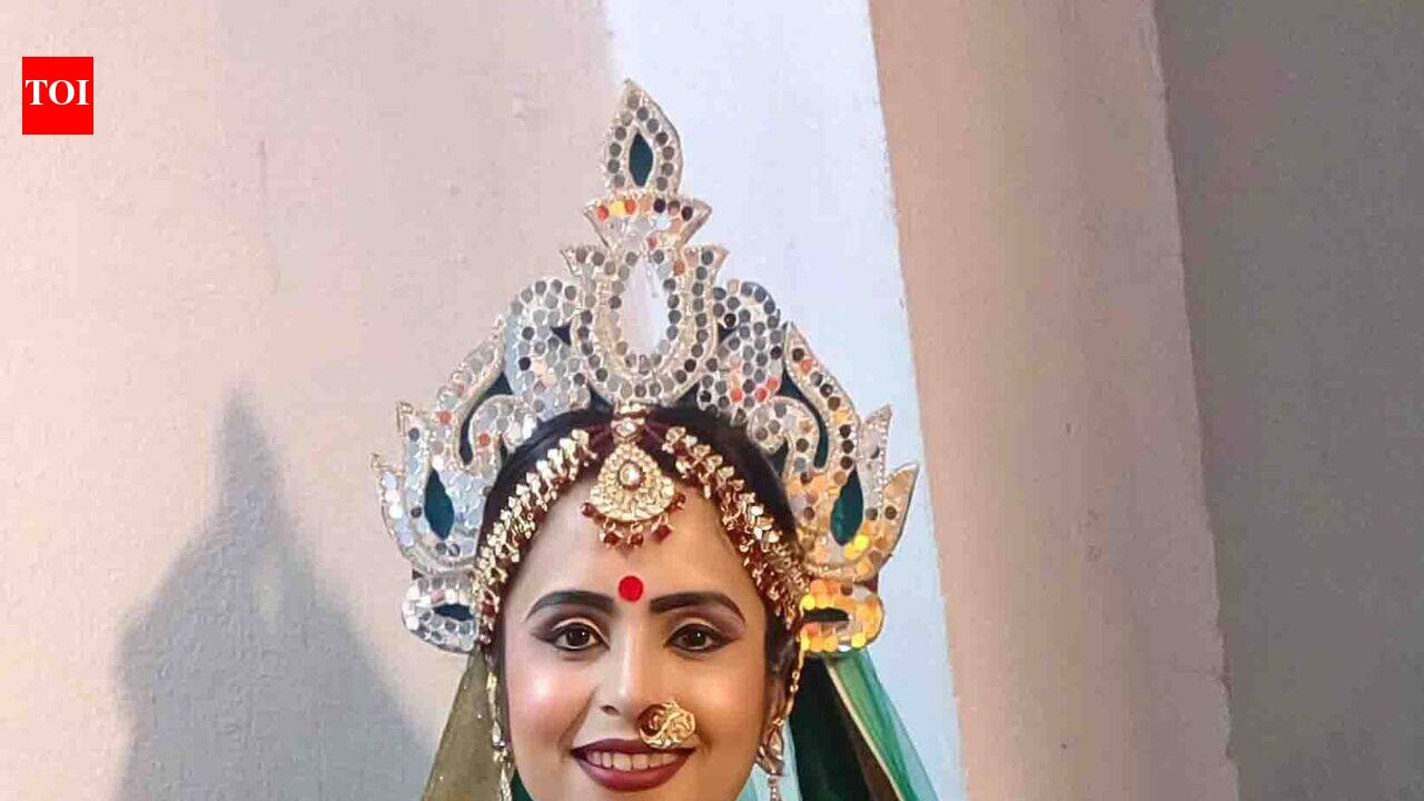 For two decades, Hameed and team have been turning Ramlila actors into ...