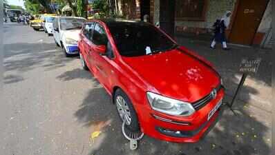 700 new clamps to curb puja illegal parking