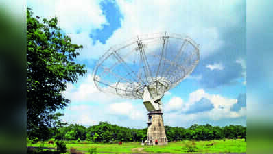 GMRT detects hydrogen signal from galaxies 8 billion years ago