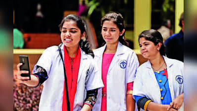 Over 1,000 MBBS seats in govt colleges open up too late for higher scorers