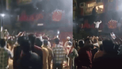 Caught between flames and fall:  People jump from 1st floor of Delhi restaurant amid Maujpur fire scare