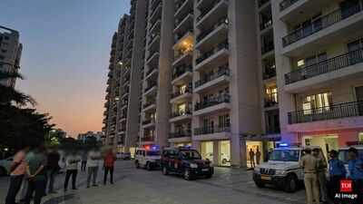 'Avoid argument with wife': Greater Noida man tries to climb down from 21st floor, falls to death