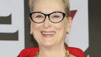 Meryl Streep’s former New York townhouse was built in 1845; the five-storey home featured six fireplaces and a rooftop garden