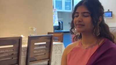 'Best gift ever': Woman shares emotional video of sister flying in from Dublin to surprise her on her 25th birthday