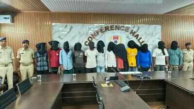 33 arrested in overnight raids in Bokaro