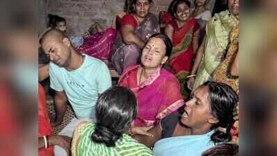 Families bid tearful farewell to 13 victims of Raghopur boat tragedy