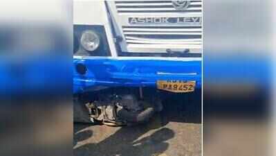 Roadways bus kills woman, crushes scooter on Sikar Road