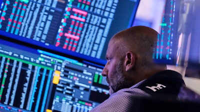 US stocks fall as inflation accelerates; S&P 500 drops 1.1%, Nasdaq slides 1.6%