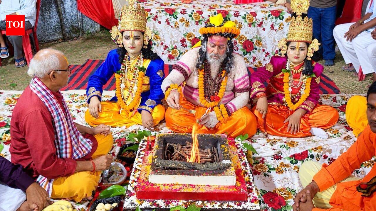 Daranagar Ramlila sees children lead Ramayan roles, draws crowds ...