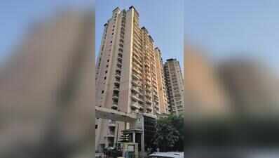 Strange that homebuyers who have paid in full can’t register flats because of govt-builder dispute: HC