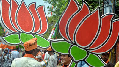 West Bengal BJP must get rid of its 'garbage': RSS magazine