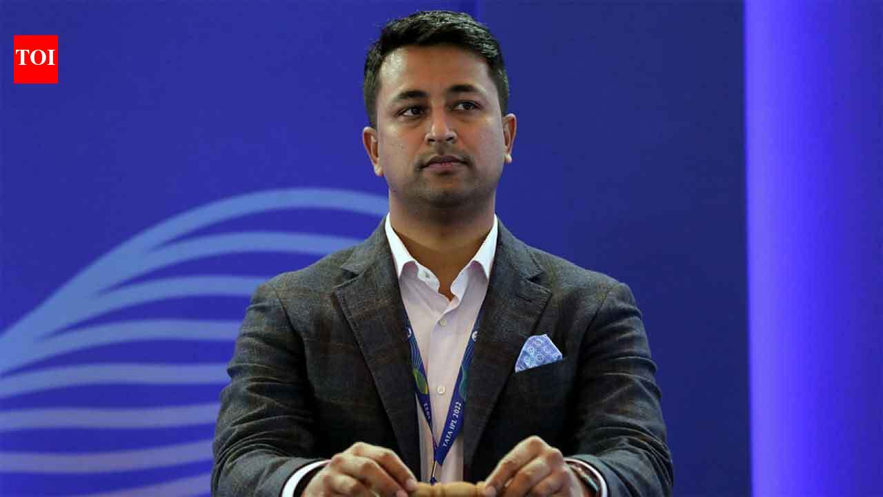 Pragyan Ojha may continue as interim chief selector