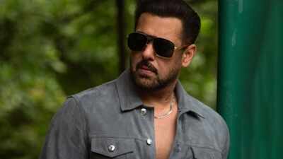 'I never stayed there alone': Salman Khan says his room in Galaxy Apartments was haunted; reveals he 'could feel somebody outside...lights used to go on and off'