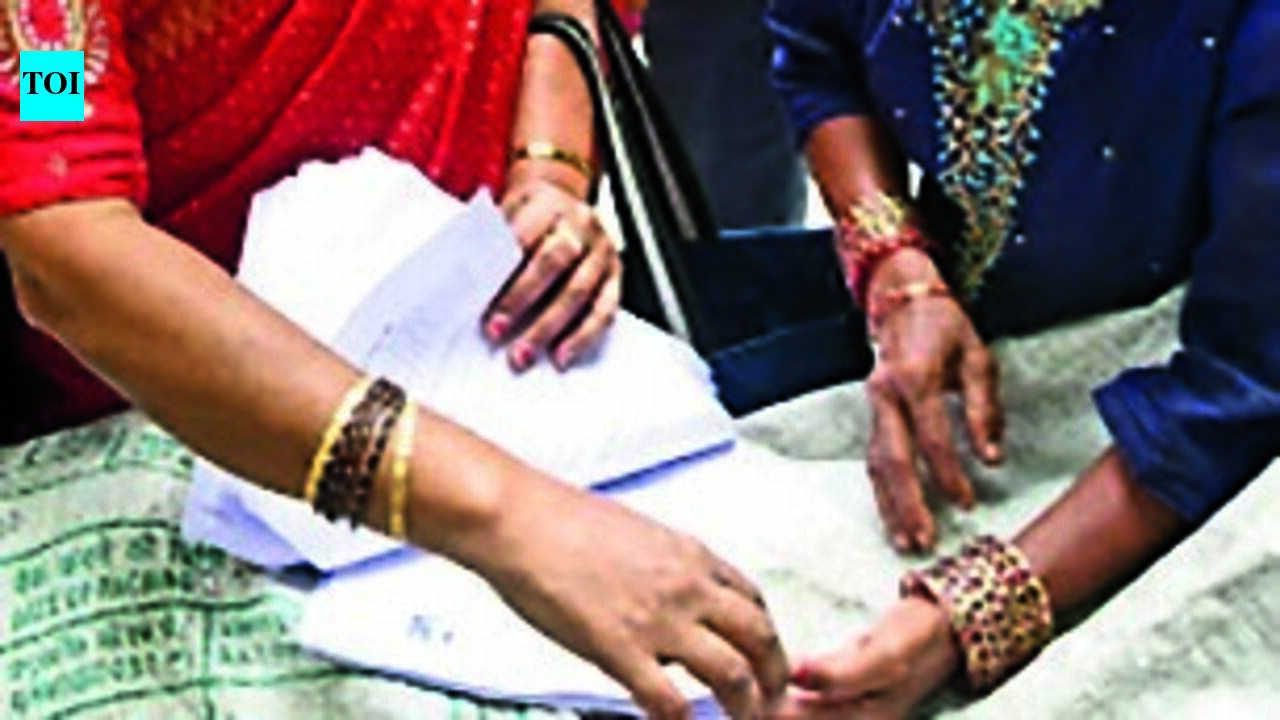 Bulk withdrawal of Form 7 in 3 dists helps officials duck EC lens