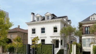 A 1908 Pacific Heights mansion is being offered for the first time in 30 years: The 8,175-square-foot home has 7 bedrooms, period architecture, courtyards and views of San Francisco Bay and Alcatraz