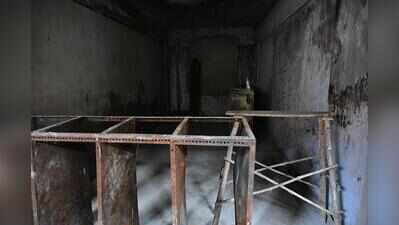 Fire-hit Manihari Bazaar traders await Diwali relief