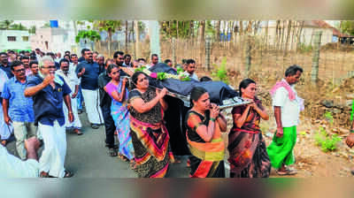 Dravidar Viduthalai Kazhagam Women Lead Funerals, Challenge Patriarchy
