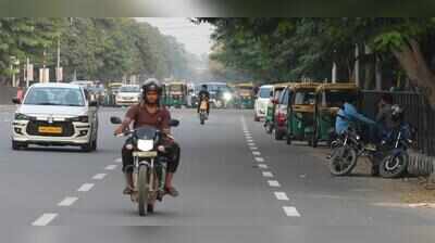 2-way traffic plan after 11 years? GMDA first needs to remove illegal parking, squatters in Gurgaon