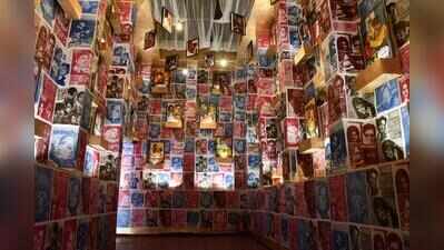 Pujas pay tribute to Mahanayak with posters, lobby cards and installations