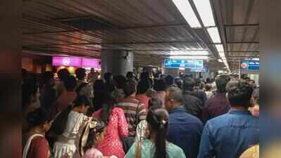 Fewer buses, cabs and packed metro leave commuters in the lurch