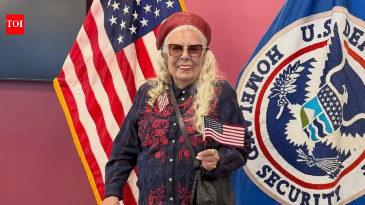 Joni Mitchell US Citizenship: Music icon finally becomes American; can now vote
