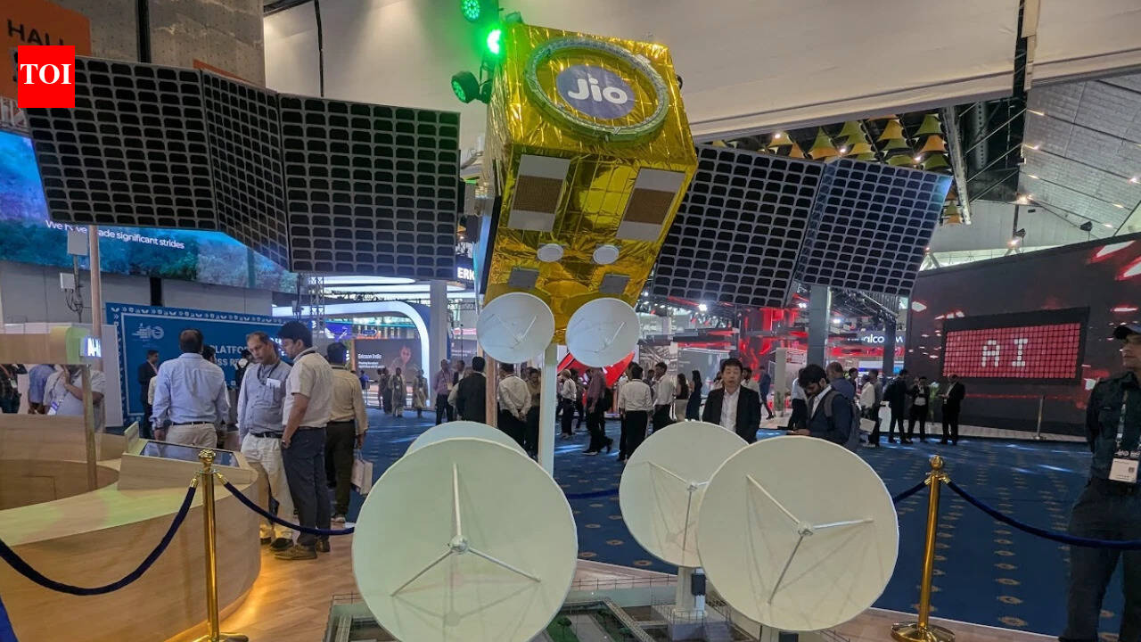 ‘Welcome competition in satcom, including Starlink’: Reliance ...