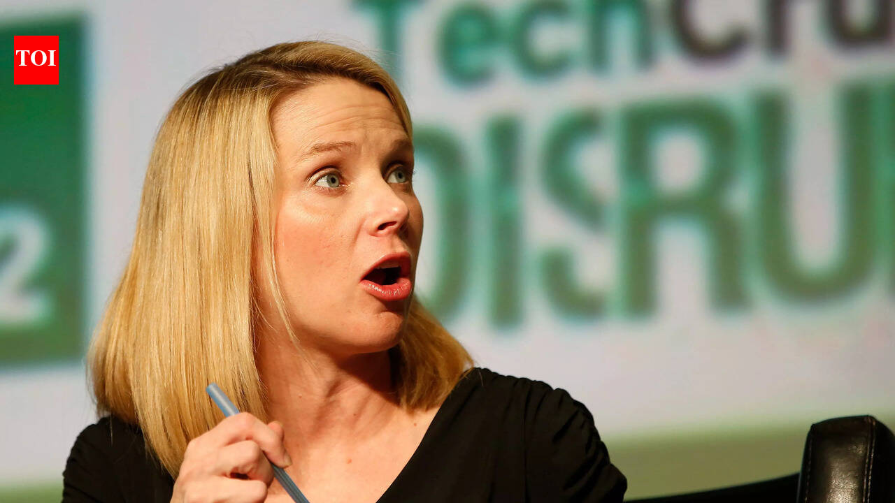Former Yahoo CEO and Google executive urges industry to acknowledge that things may not go well with AI: ‘What that really means is…’