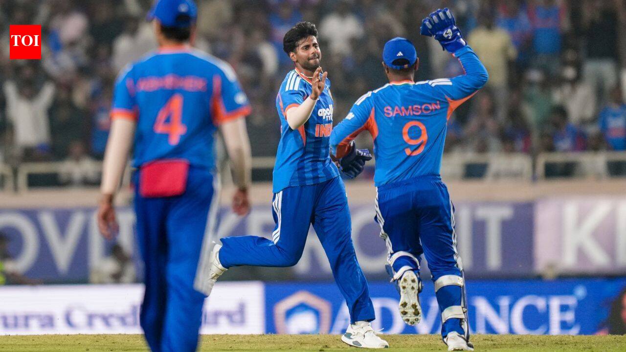Morkel urges patience with India bowlers as packed schedule takes mental toll